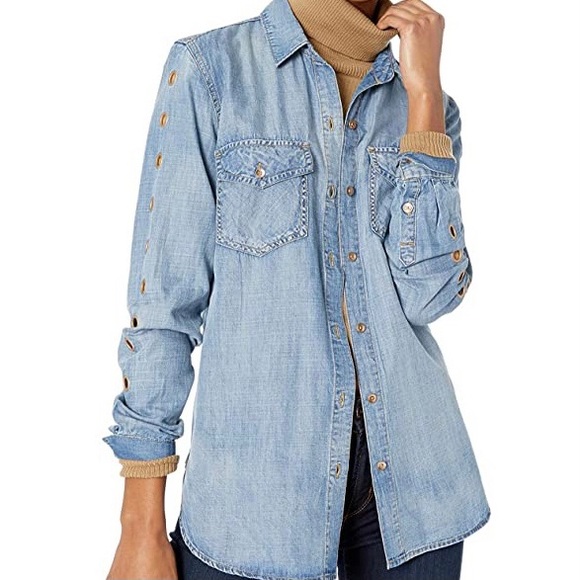 Jessica Simpson Tops - Jessica Simpson Bella Grommet Chambray Shirt